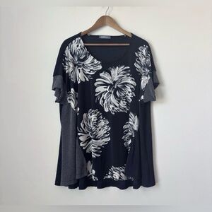 ALEMBIKA "DAHLIA" MIXED MEDIA FLORAL TUNIC TOP - BLACK & WHITE - SIZE XL